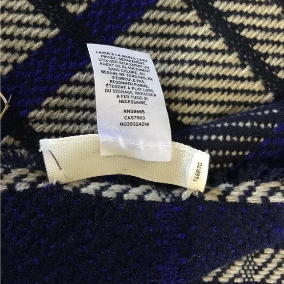 Treasure&Bond O/S Body Wrap/ Scarf/Cover Up - Picture 6 of 8